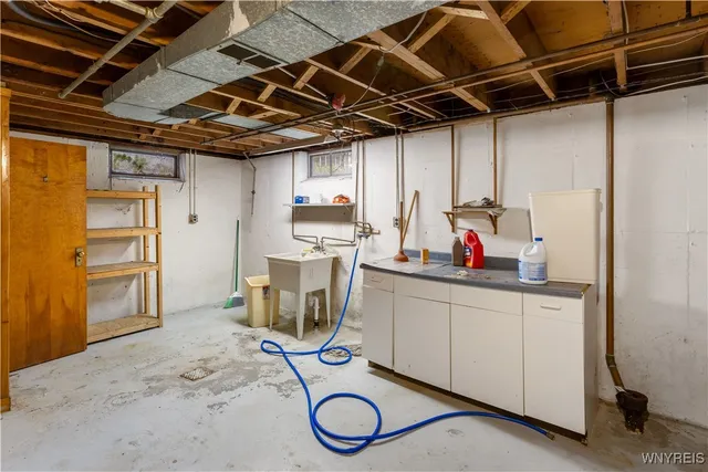 $299,900 | 172 Maple Street, East Aurora, NY 14052