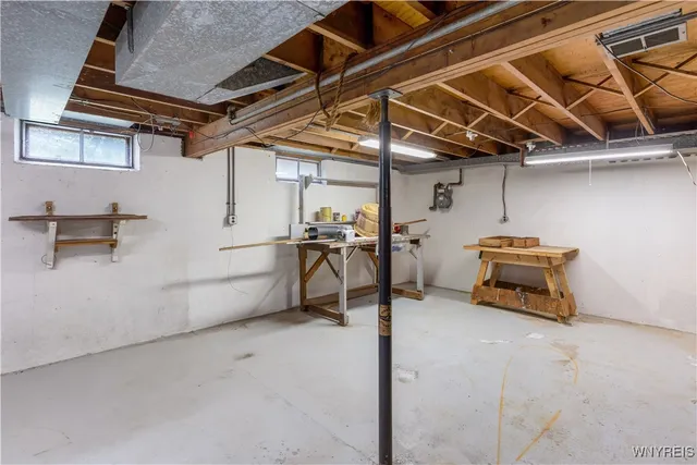 $299,900 | 172 Maple Street, East Aurora, NY 14052