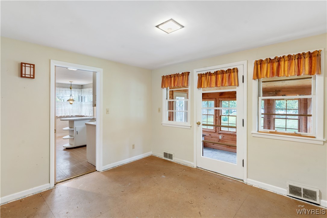 172 Maple Street East Aurora, NY 14052 - Photo 8 of 30