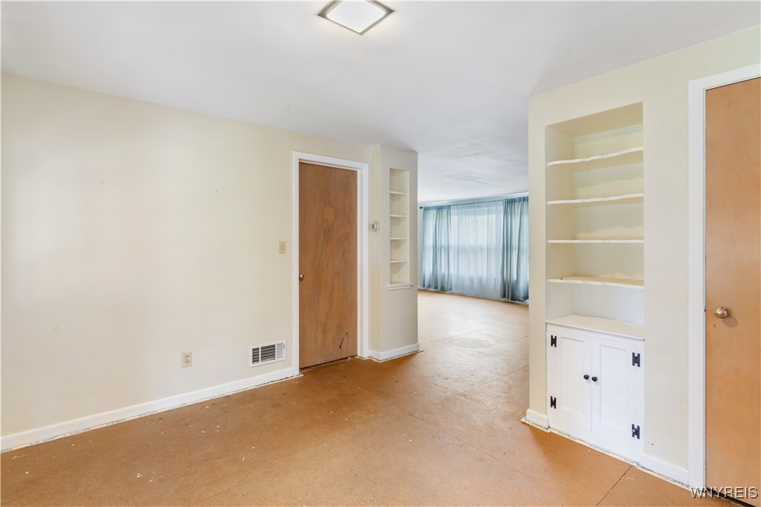 172 Maple Street East Aurora, NY 14052 - Photo 10 of 30