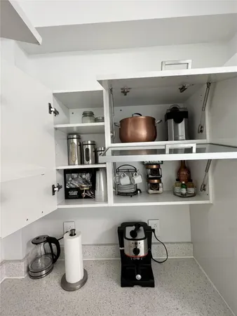 $3,400 | 133 Northeast 2nd Avenue, Miami, FL 33132
