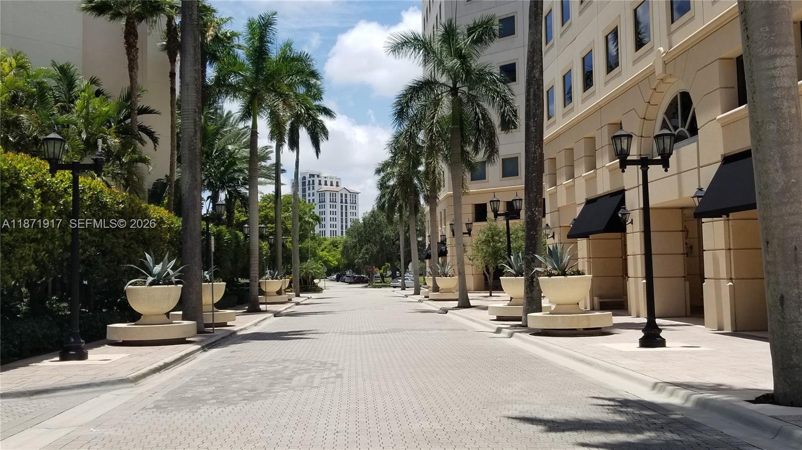 888 Douglas Road, Unit 1213 Coral Gables, FL 33134 - Photo 4 of 29