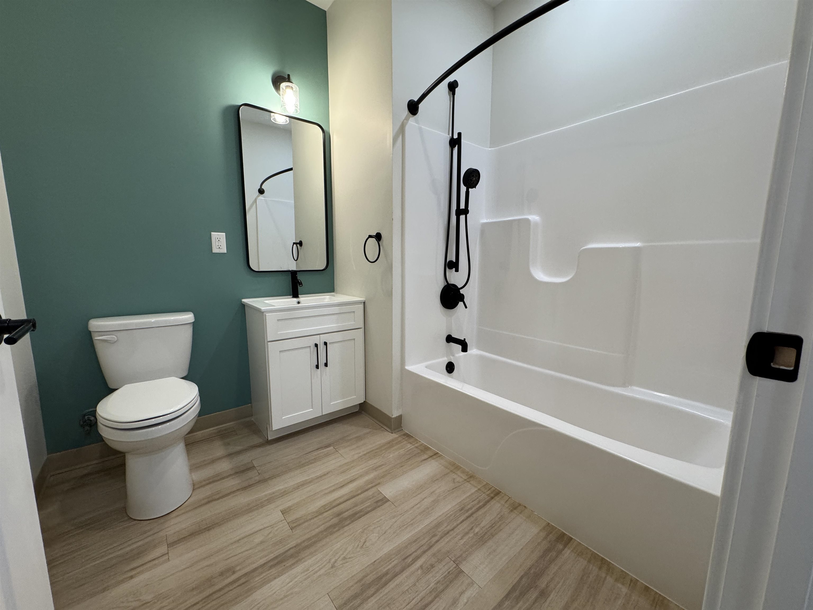 6 Bridge Street, Unit 101 Nashua, NH 03060 - Photo 2 of 15