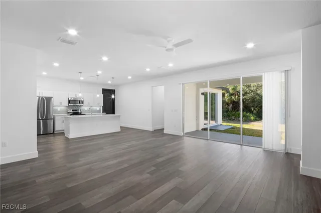 $2,095 | 4469 Enid Lane, North Port, FL 34288