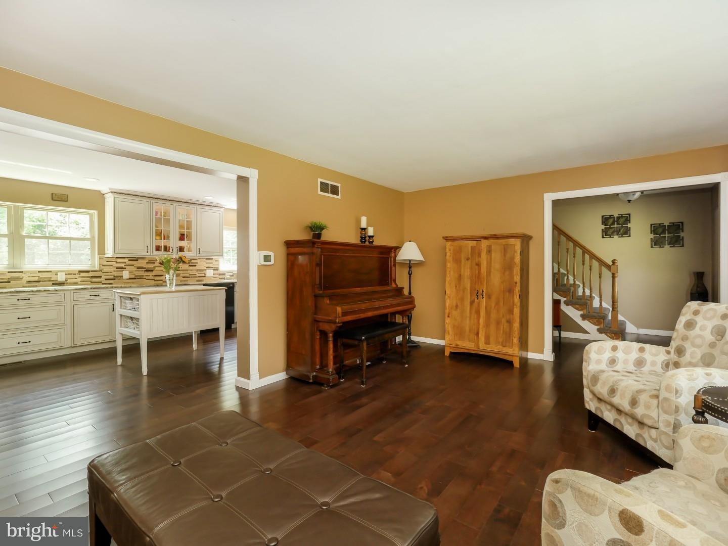 1834 Mare Road Warrington, PA 18976 - Photo 15 of 25 Gallery Image 15