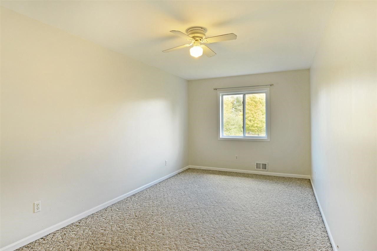 8534 North Seymour Road Flushing, MI 48433 - Photo 33 of 39 21519185-32.JPG