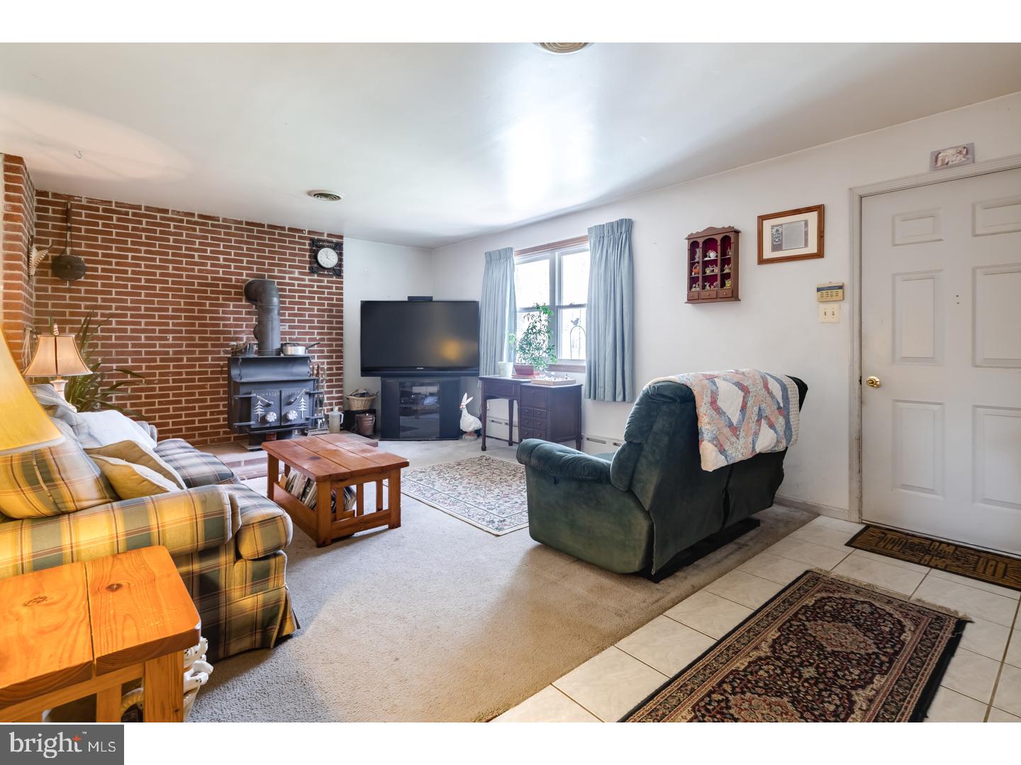 25 Ridgeway Lane Southampton, NJ 08088 - Photo 5 of 19
