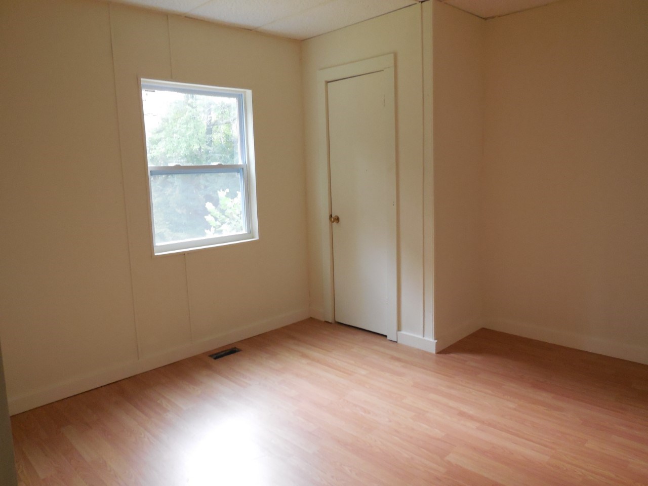 412 Archer Road Spartanburg, SC 29303 - Photo 5 of 7 Gallery Image 5