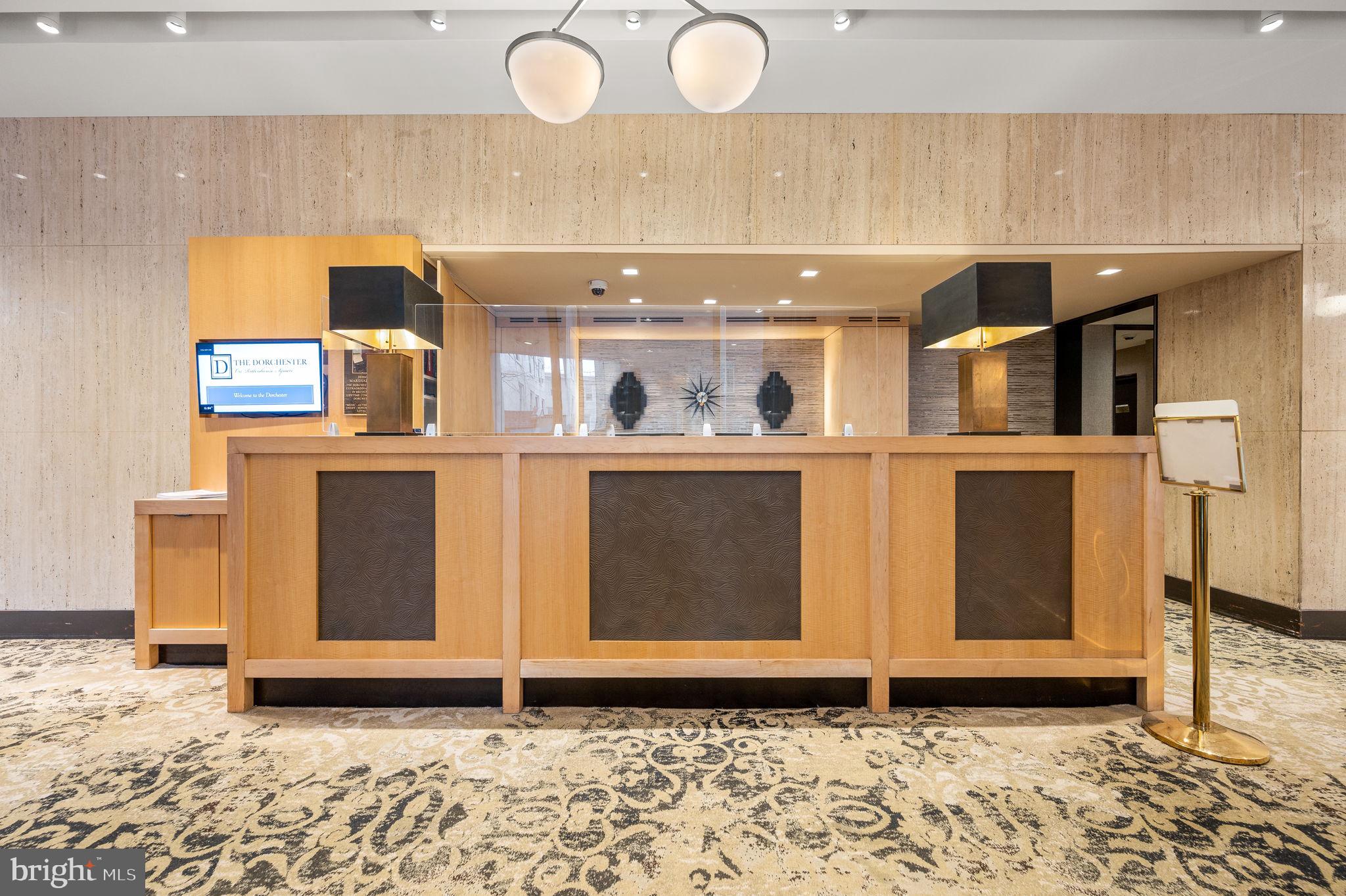 224 West Rittenhouse Square, Unit 915B Philadelphia, PA 19103 - Photo 13 of 21 Front desk