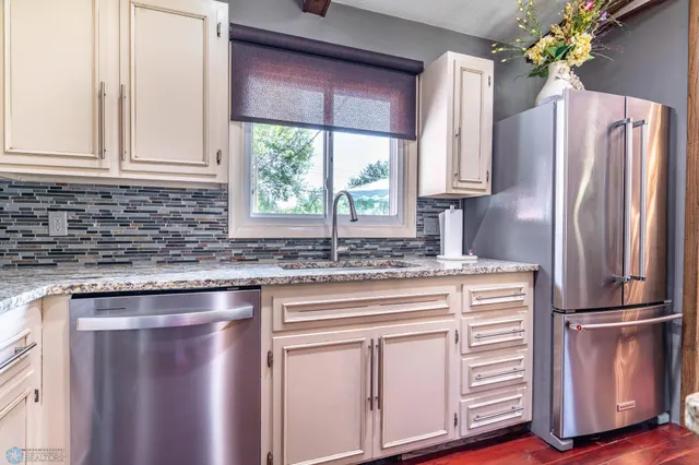 $405,000 | 2925 Edgewood Drive North, Fargo, ND 58102