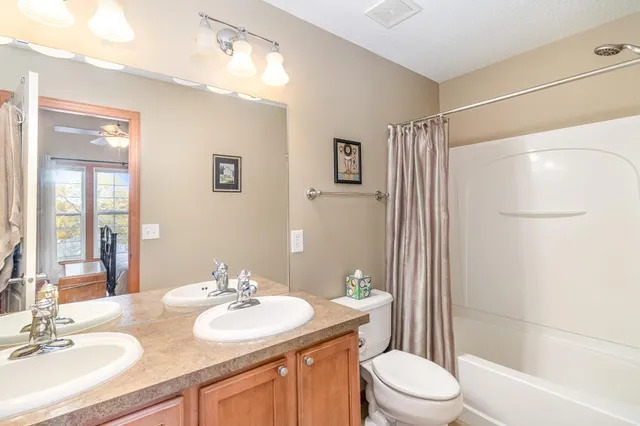 $289,900 | 15151 French Drive North, Hugo, MN 55038