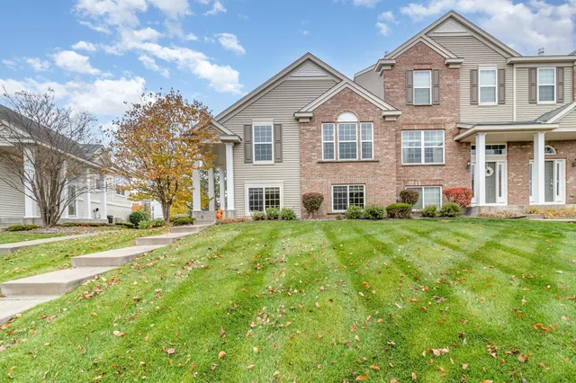 $289,900 | 15151 French Drive North, Hugo, MN 55038