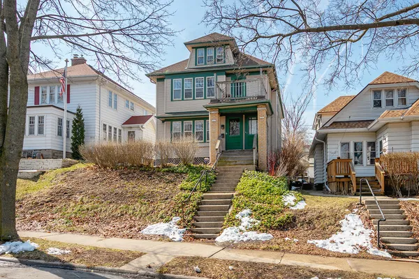 $550,000 | 3265 South Illinois Avenue, Unit 3267, Milwaukee, WI 53207