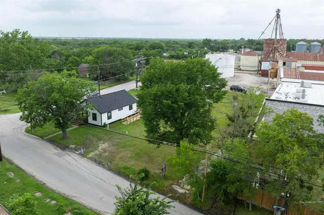 $139,990 | 112 West Lamar Street, Royse City, TX 75189