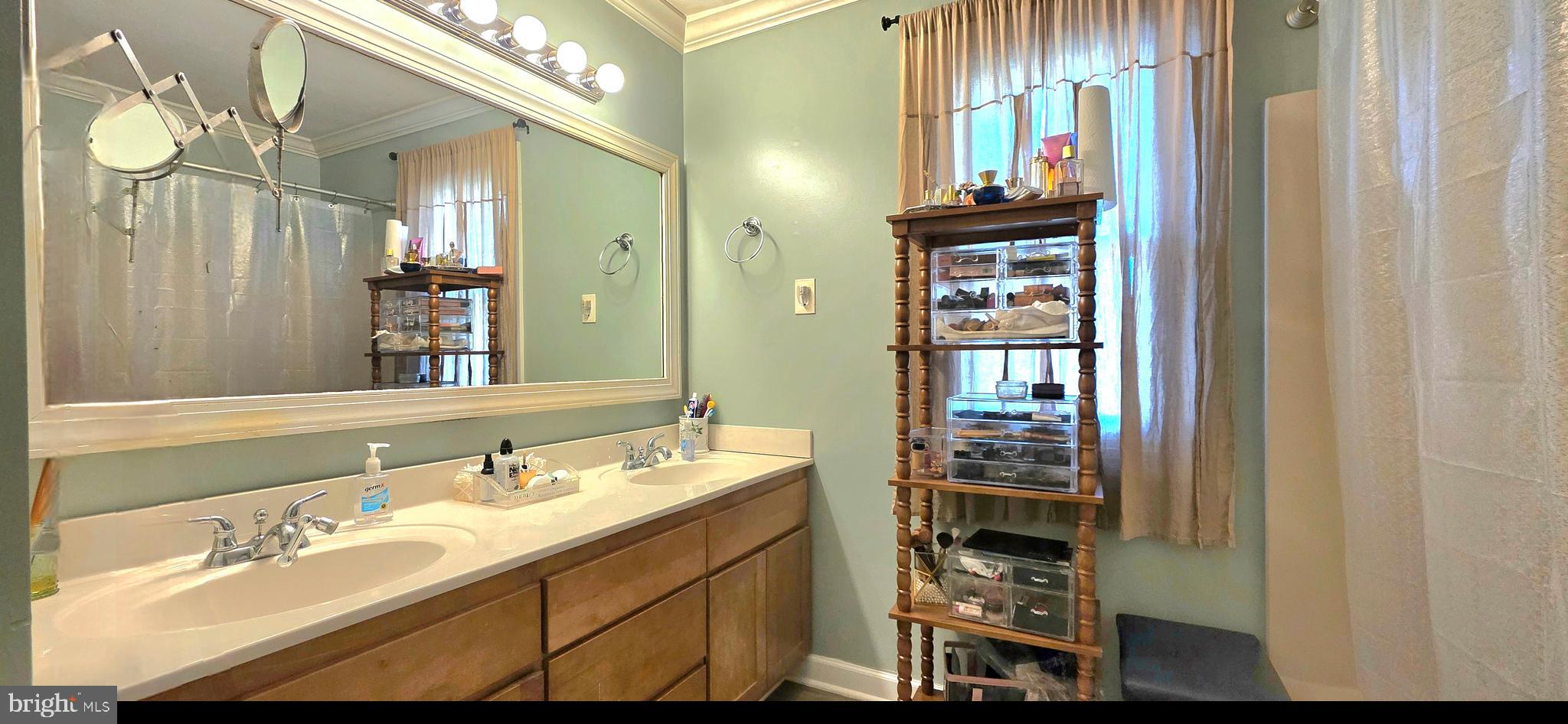 6421 Inwood Drive Springfield, VA 22150 - Photo 13 of 21