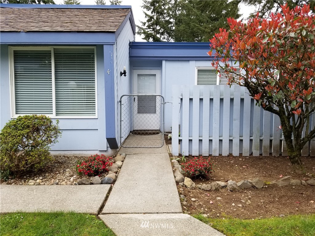 4308 Northeast Sunset Boulevard, Unit AA4 Renton, WA 98059 - Photo 1 of 15 Gallery Image 1