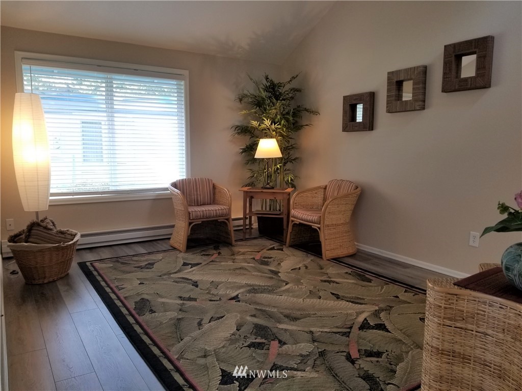 4308 Northeast Sunset Boulevard, Unit AA4 Renton, WA 98059 - Photo 3 of 15 Gallery Image 3