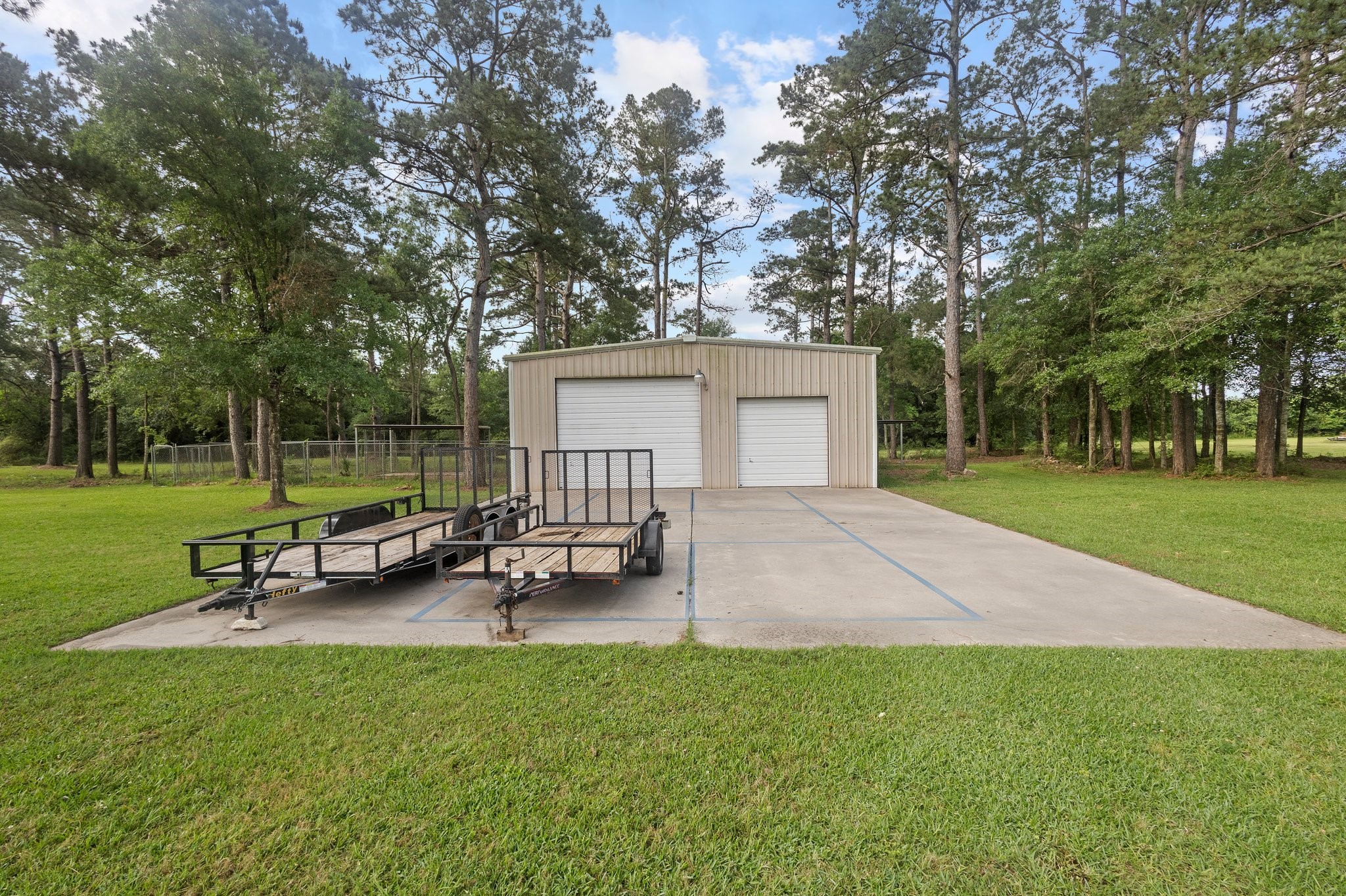 27076 Interstate 10 Winnie, TX 77665 - Photo 42 of 42 a view of a house with backyard and sitting area