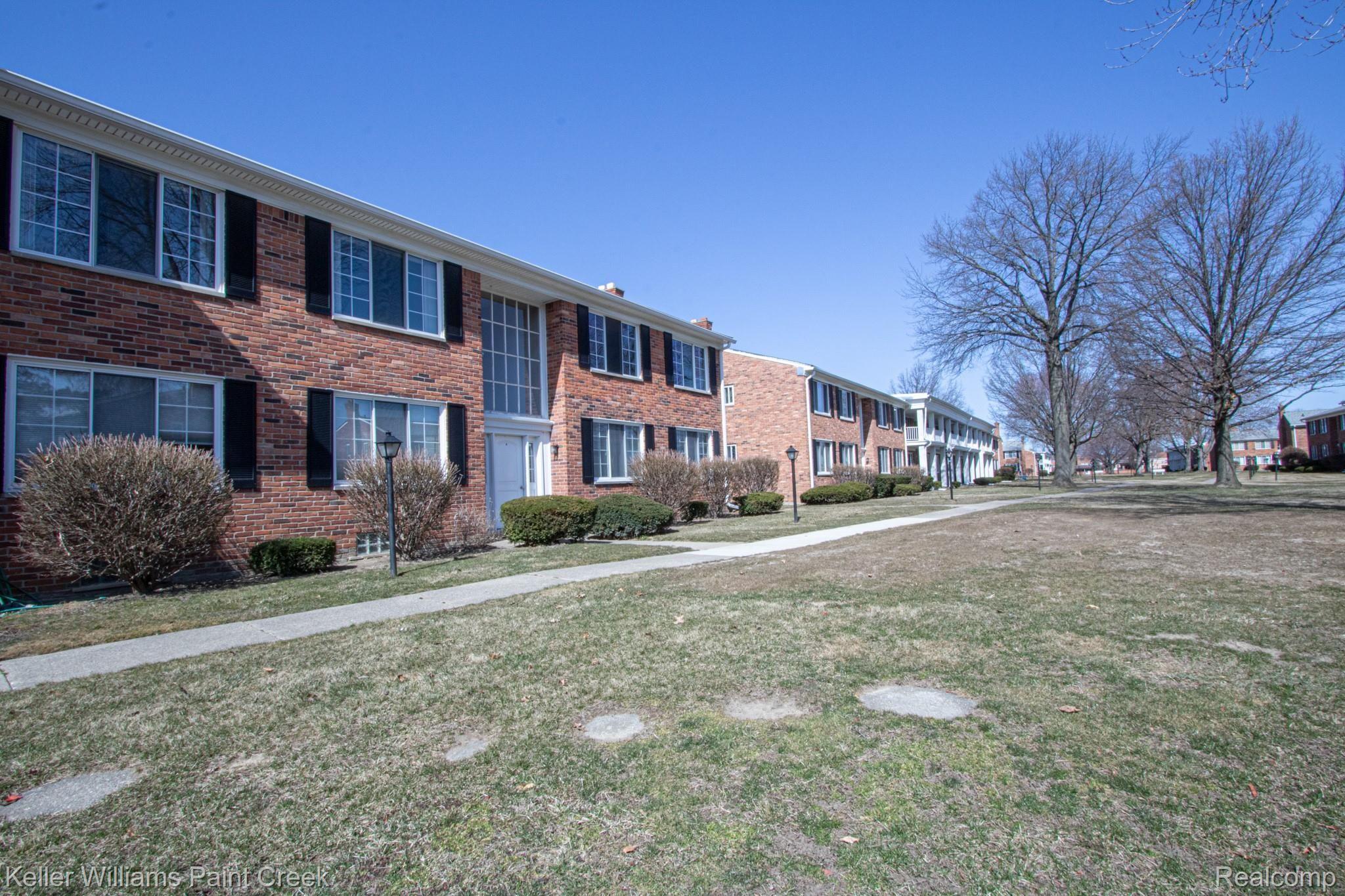 29332 Hoover Road Warren, MI 48093 - Photo 17 of 18 _MG_5118.jpg