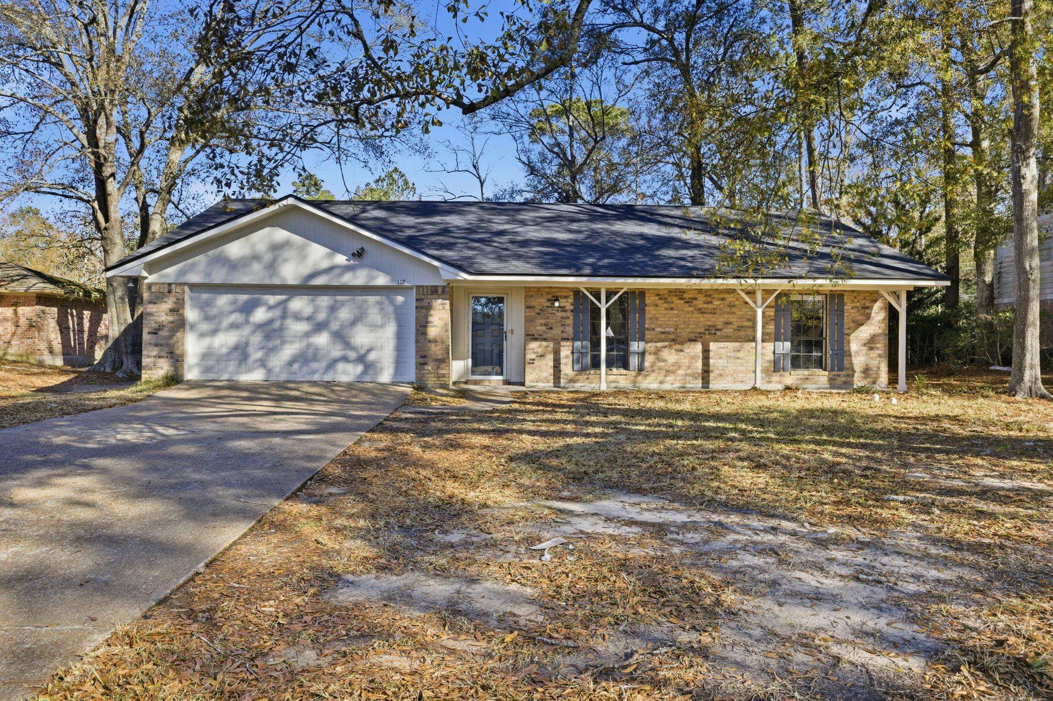 112 Inwood Drive Silsbee, TX 77656 - Photo 1 of 42