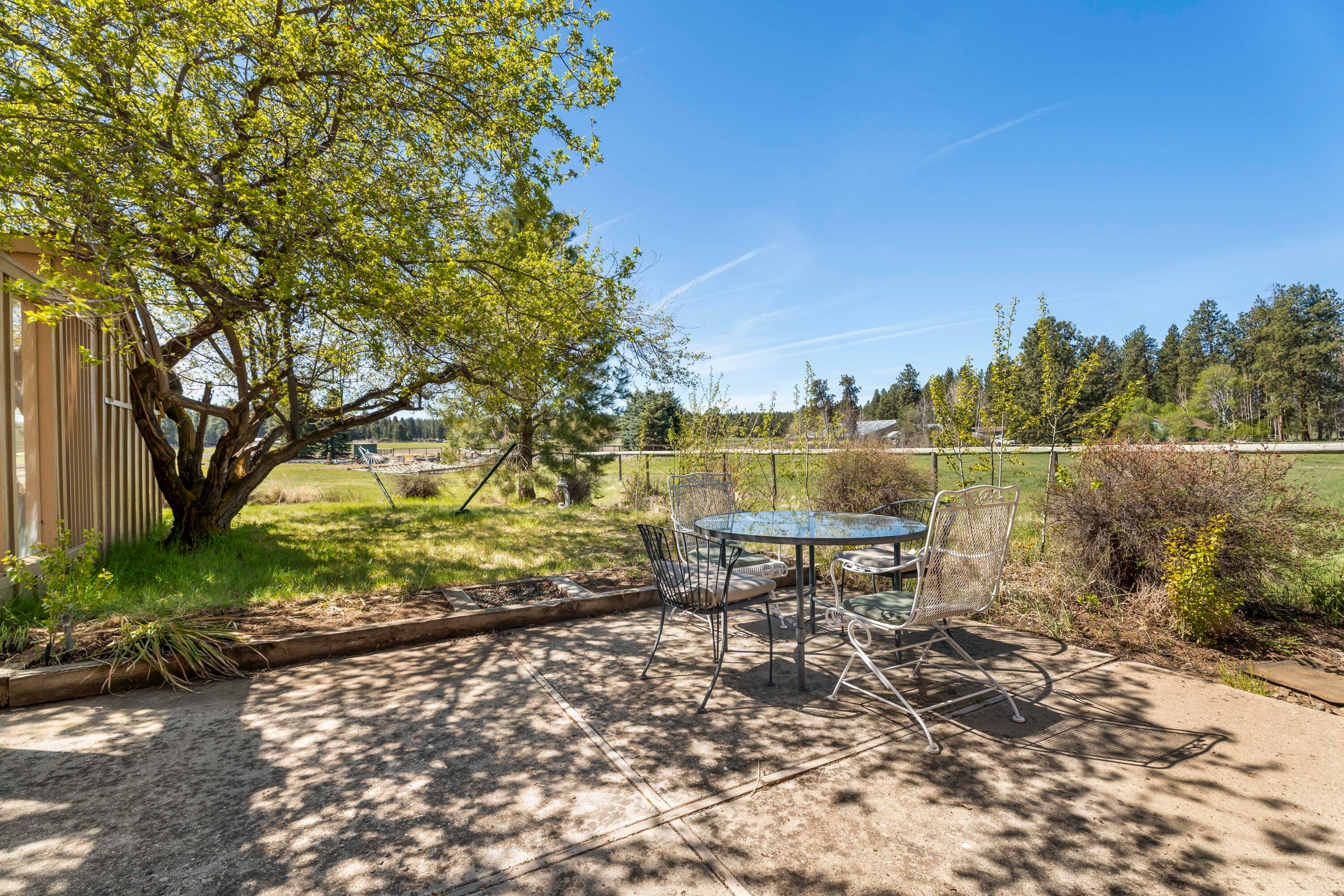 20875 Sholes Road Bend, OR 97702 - Photo 71 of 88 74-Exterior