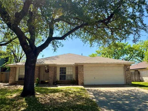 $2,200 | 1208 Leah Lane, Round Rock, TX 78665