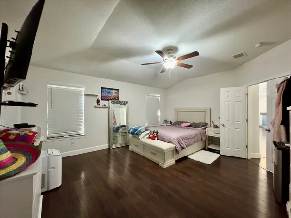 $2,200 | 1208 Leah Lane, Round Rock, TX 78665