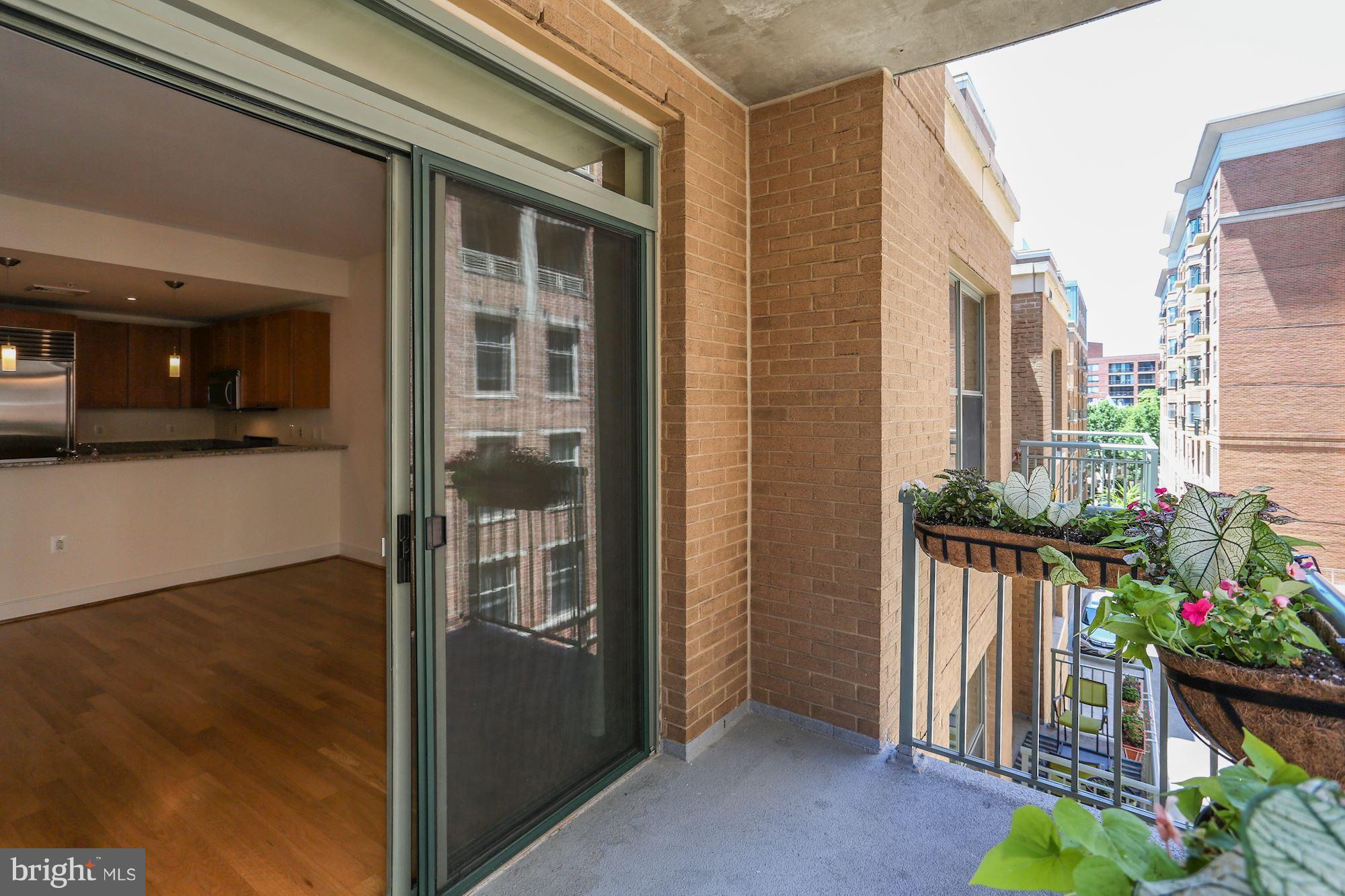 2425 L Street Northwest, Unit 533 Washington, DC 20037 - Photo 11 of 28 Enjoy coffee & morning paper!