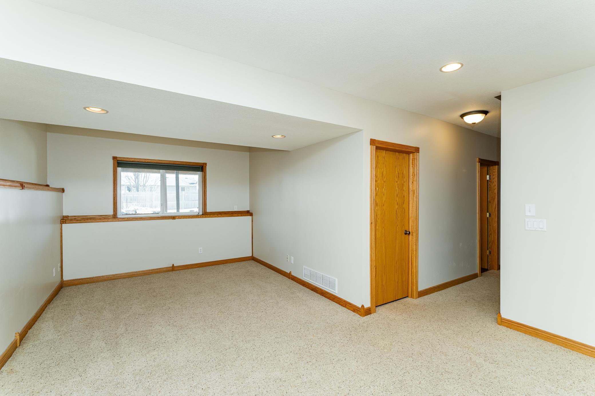 5380 56th Avenue Northwest Rochester, MN 55901 - Photo 19 of 32