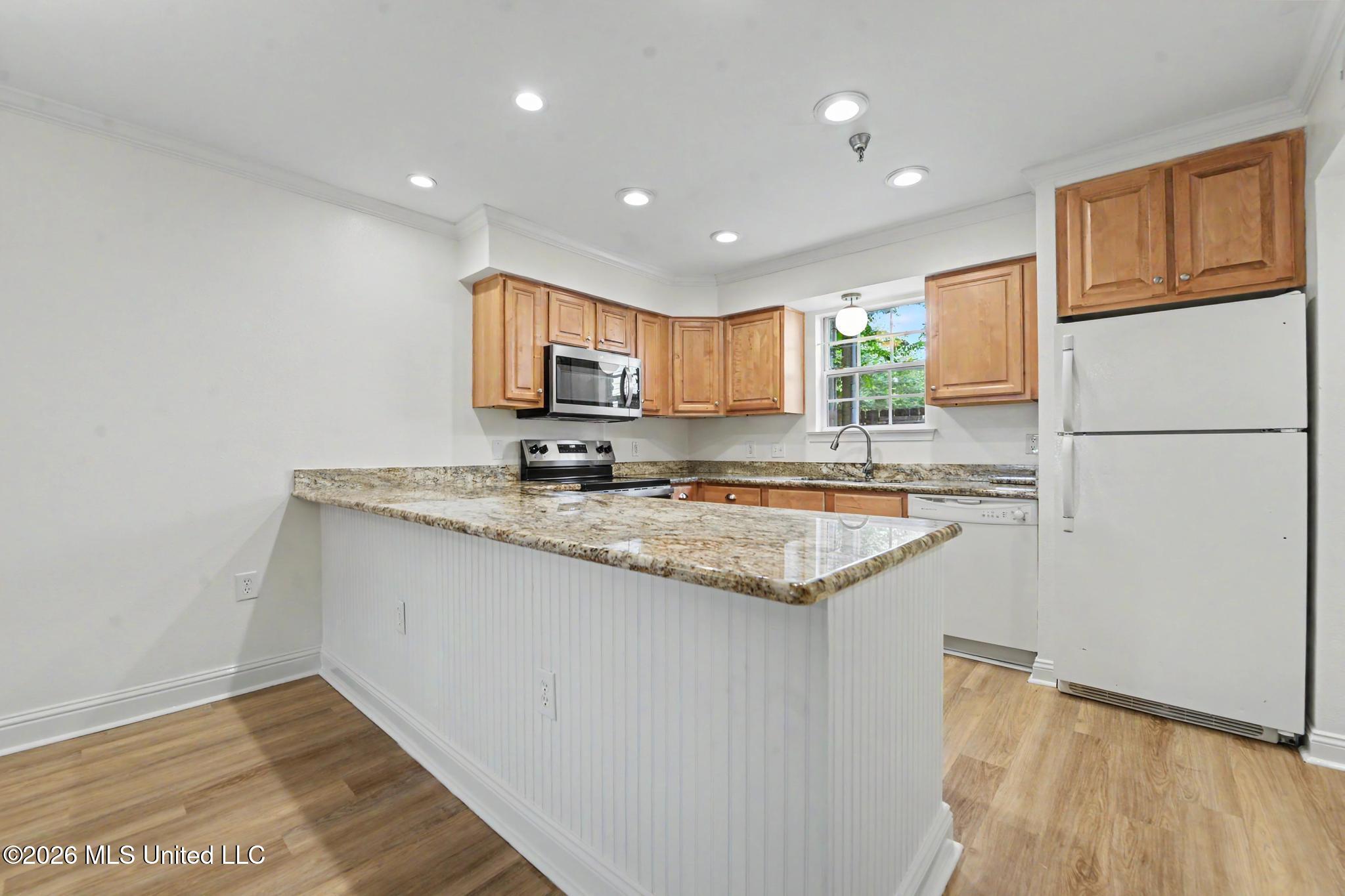 515 Third Street, Unit CONDO #7 Bay St. Louis, MS 39520 - Photo 7 of 27 007