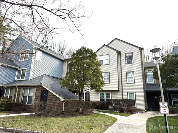 $2,350 | 5083 Beech Court, Unit 5083, Monmouth Junction, NJ 08852