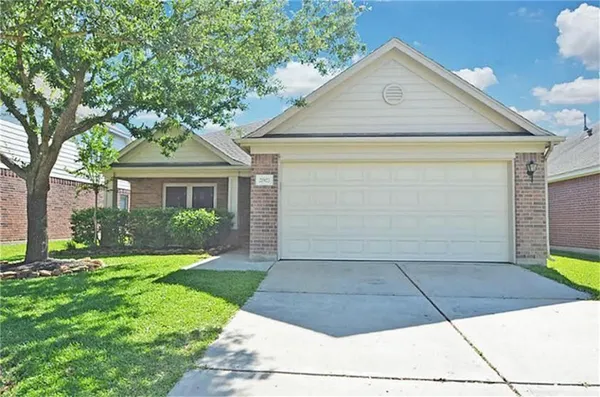 $2,300 | 21922 Golden Cedar Drive, Cypress, TX 77433