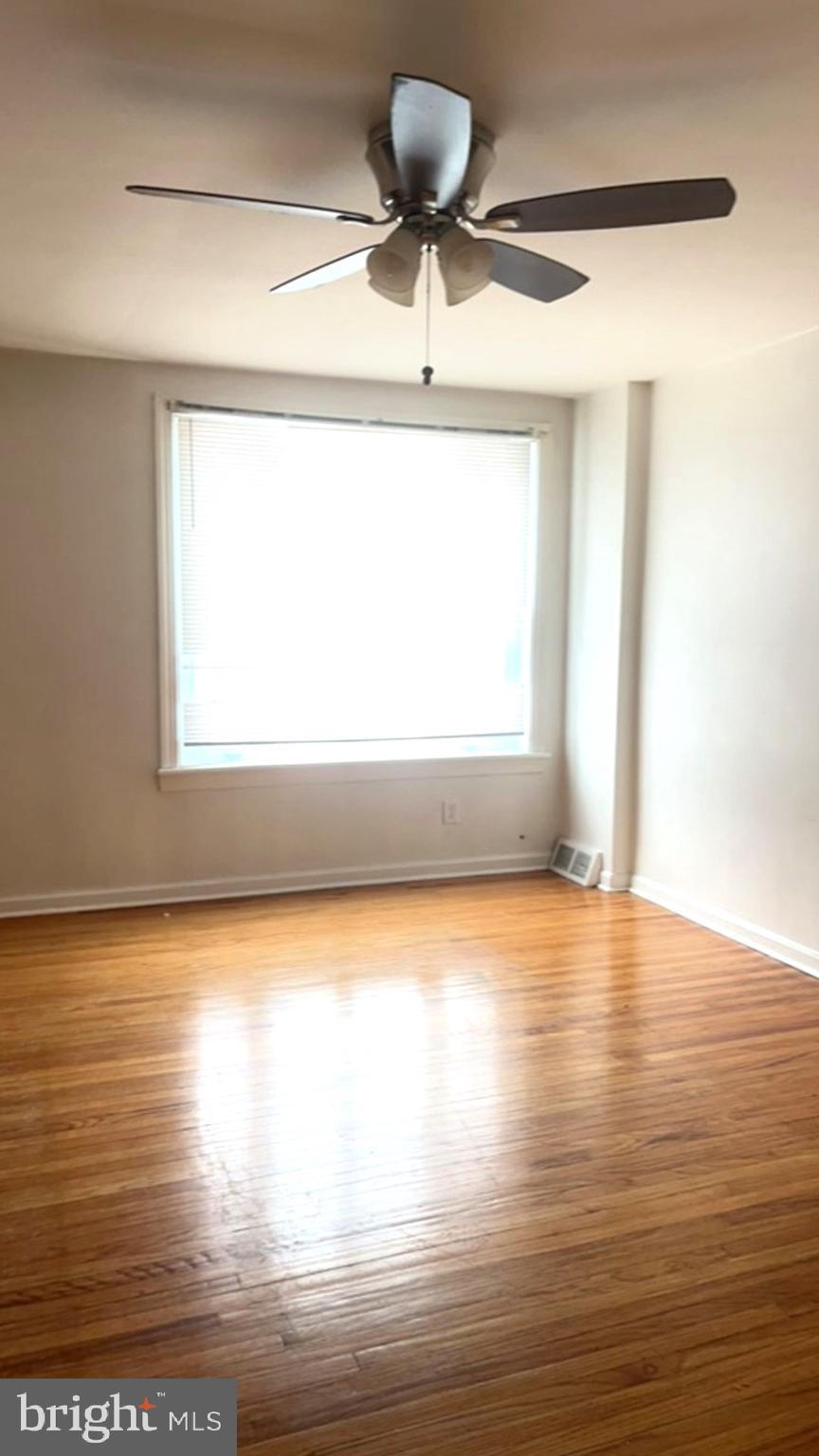 351 East Claremont Road Philadelphia, PA 19120 - Photo 18 of 30