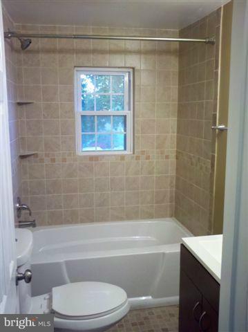 1818 Pleasant View Road Adamstown, MD 21710 - Photo 7 of 21 Bath