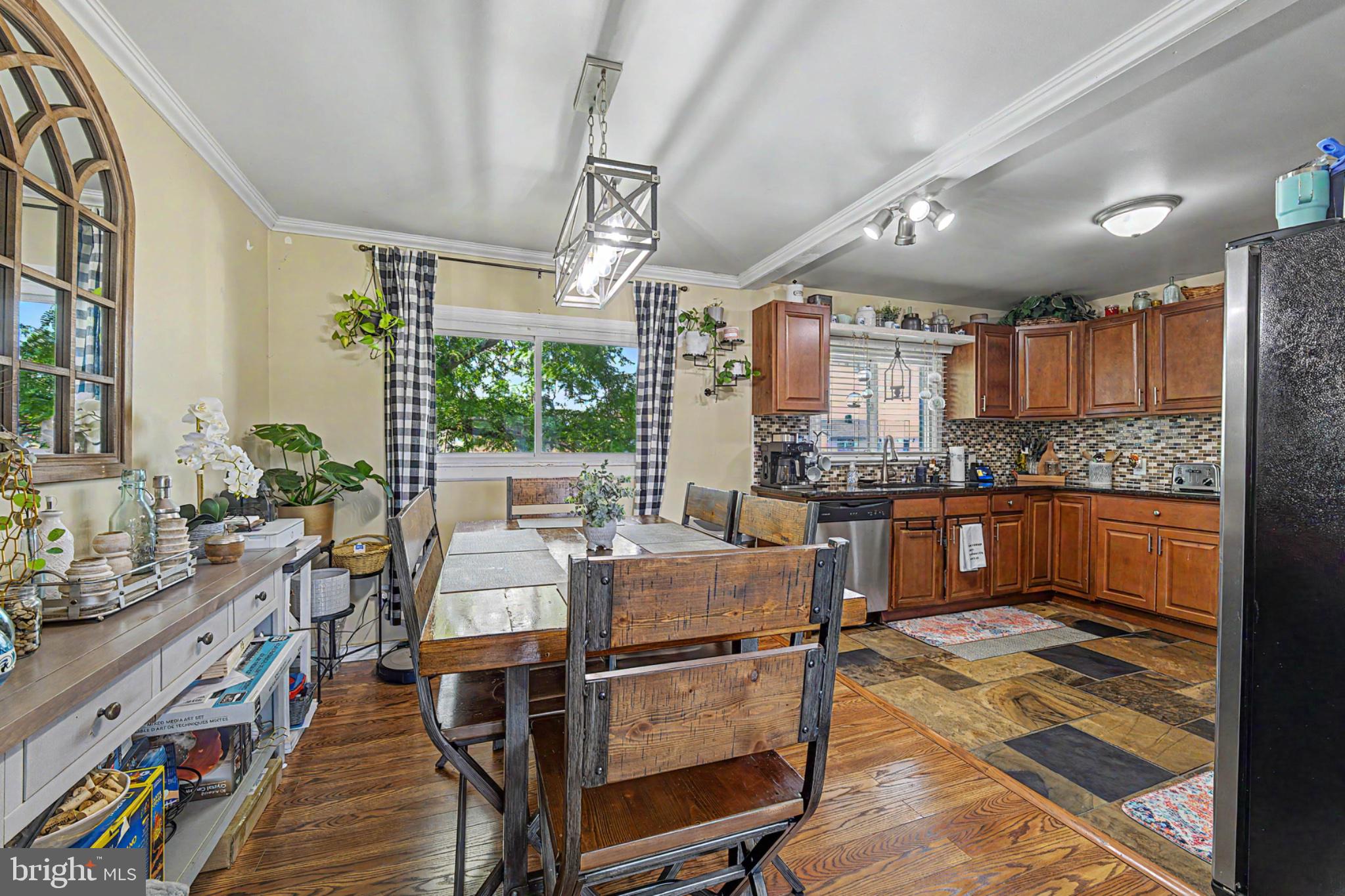 233 Purdue Avenue Pemberton, NJ 08068 - Photo 10 of 31 Charming kitchen with modern touches.
