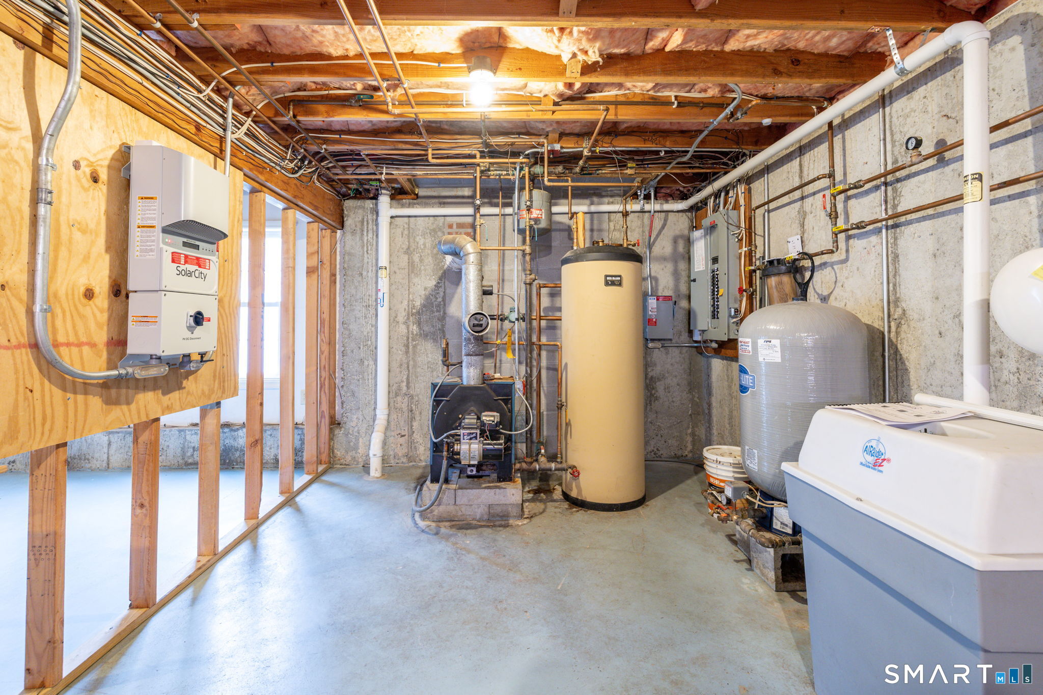 559 West Main Street Hebron, CT 06231 - Photo 22 of 29 a utility room with dryer and washer
