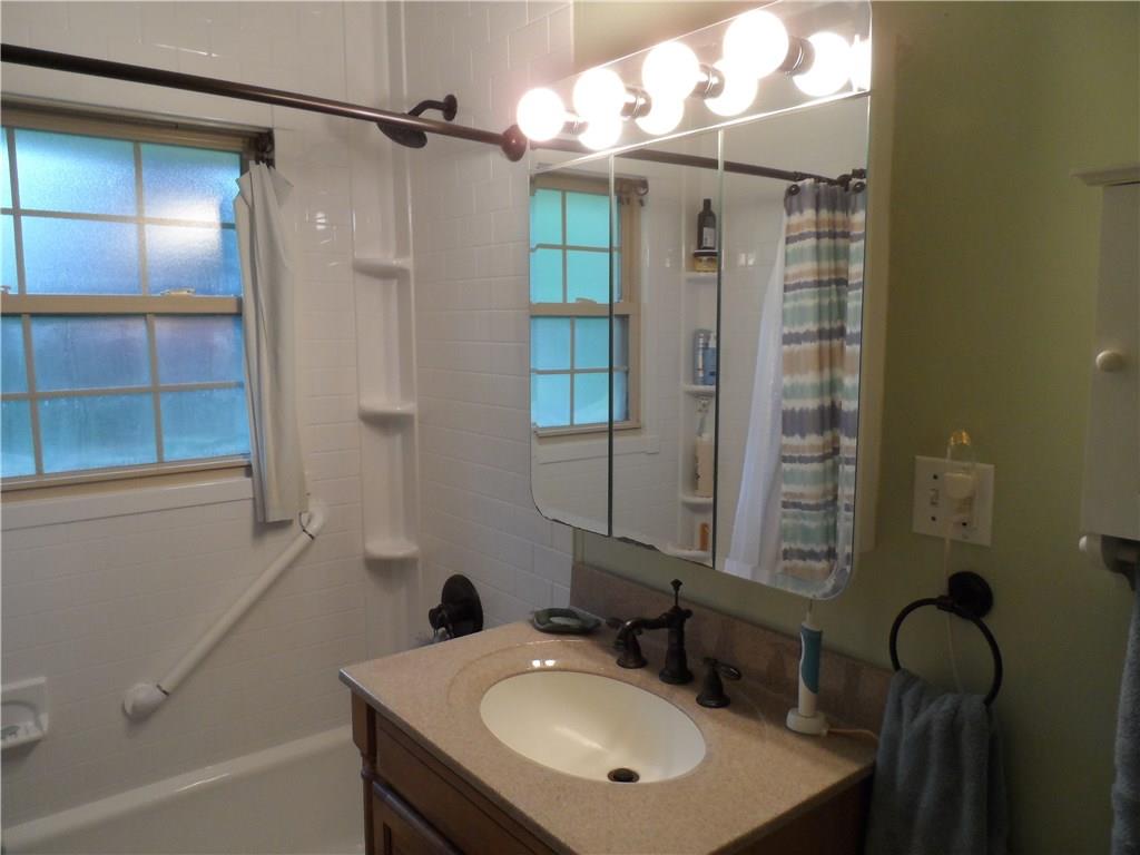 310 East Roberts Road Indianapolis, IN 46227 - Photo 13 of 16 Gallery Image 13