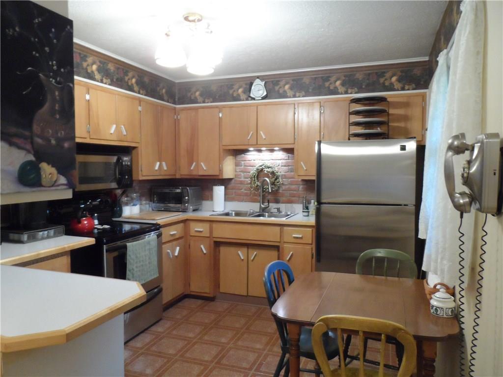 310 East Roberts Road Indianapolis, IN 46227 - Photo 8 of 16 Gallery Image 8