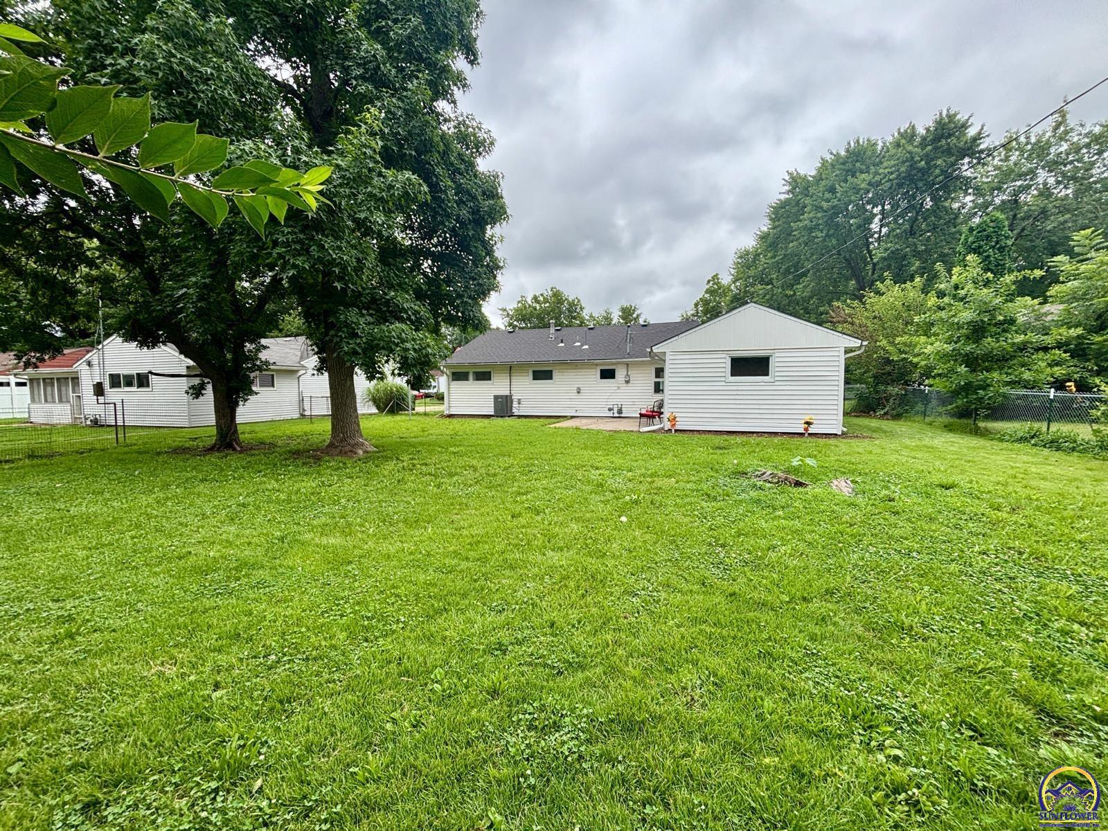 3912 Southwest 26th Street Topeka, KS 66614 - Photo 19 of 19