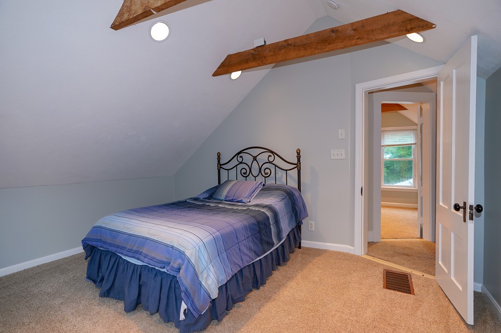 48 Main Street Upton, MA 01568 - Photo 11 of 16 Gallery Image 11