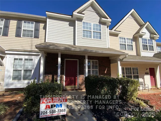 $1,695 | 10580 English Setter Way, Charlotte, NC 28269