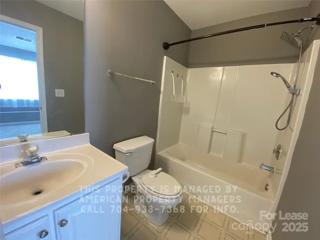 $1,695 | 10580 English Setter Way, Charlotte, NC 28269