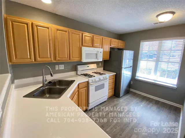 $1,695 | 10580 English Setter Way, Charlotte, NC 28269