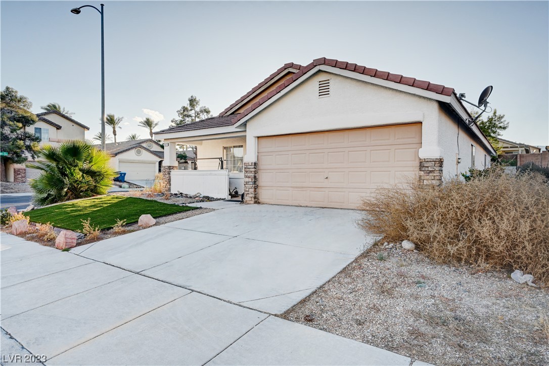 7317 Alpine Ridge Street Las Vegas, NV 89131 - Photo 11 of 19 Gallery Image 11