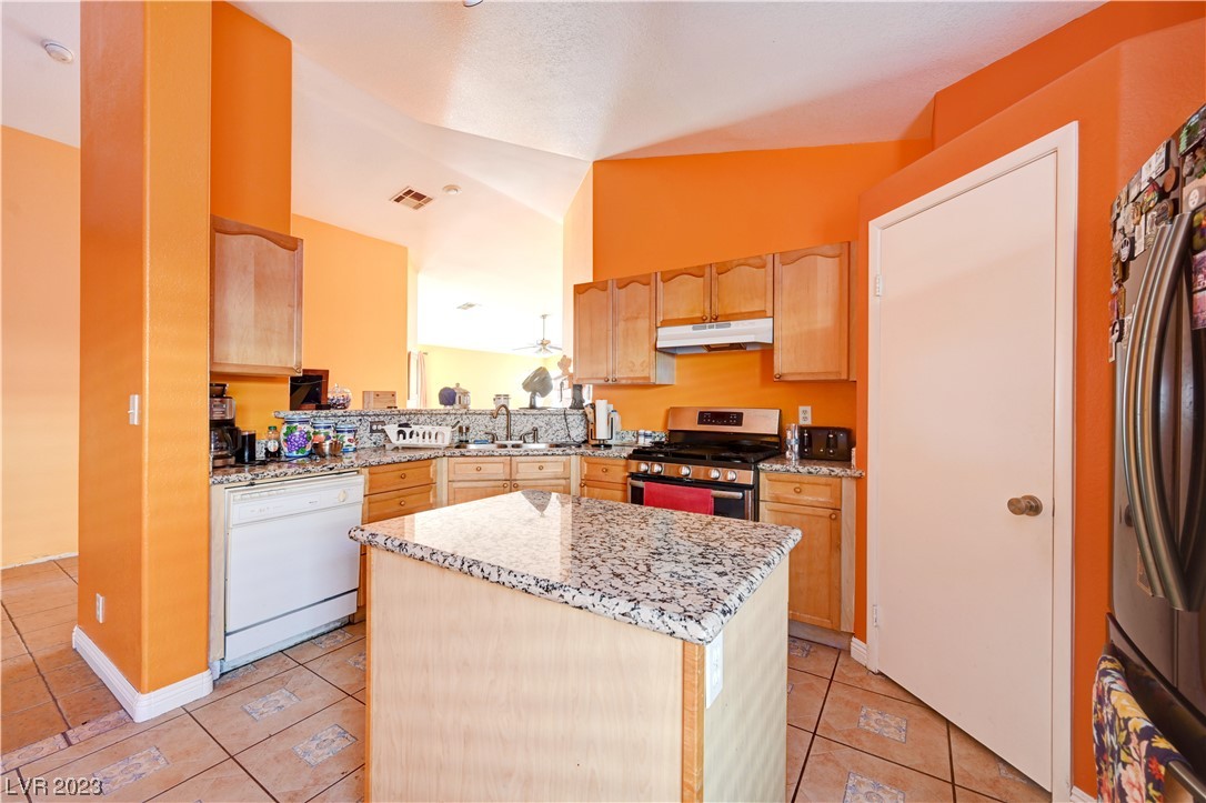 7317 Alpine Ridge Street Las Vegas, NV 89131 - Photo 14 of 19 Gallery Image 14