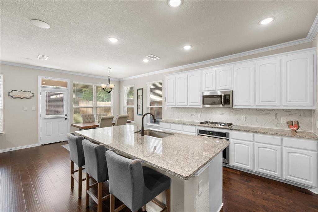 1732 Rio Secco Drive Fort Worth, TX 76131 - Photo 12 of 40