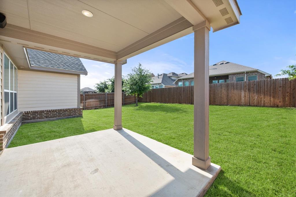 1732 Rio Secco Drive Fort Worth, TX 76131 - Photo 32 of 40