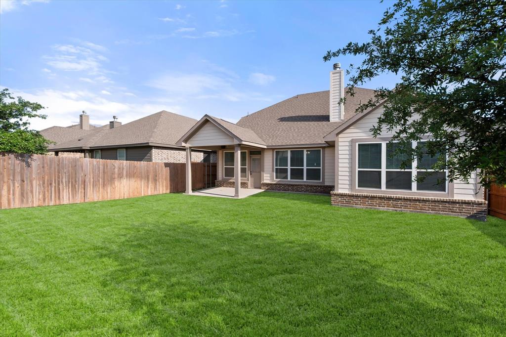 1732 Rio Secco Drive Fort Worth, TX 76131 - Photo 33 of 40