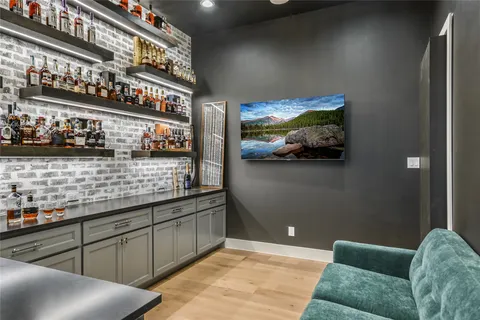 $2,990,000 | 207 Gwendolyns Trail, Wimberley, TX 78676