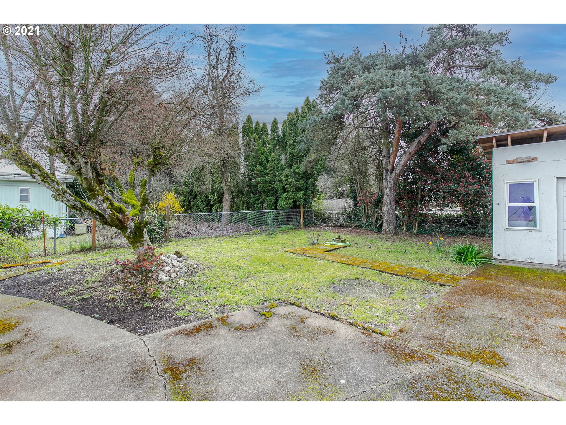 3530 Game Farm Road, Unit 50 Springfield, OR 97477 - Photo 29 of 32